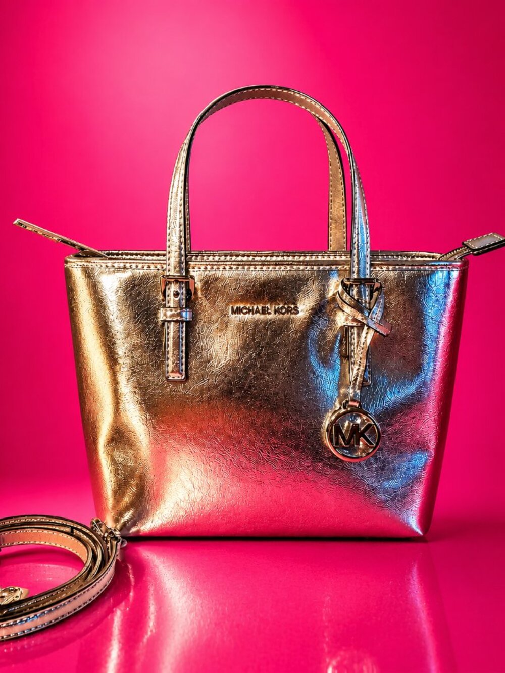NWT Michael Kors Jet Set Silver Metallic Carryall Top Zip Bag